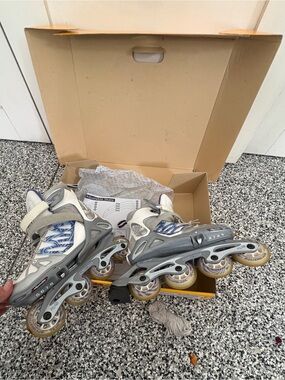 Rollerblade Spitfire TW G Adjustable Inline Skates US 5-8 White/Gray/Blue